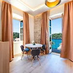 Casa Antika