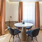 Casa Antika Apartment
