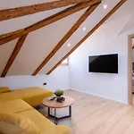 Casa Antika *