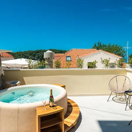 Casa Antika Apartment