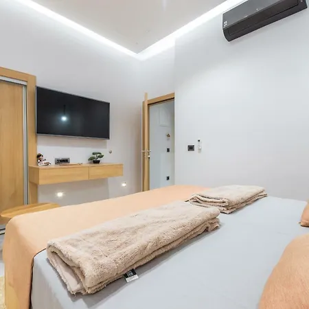 Casa Antika Apartment *