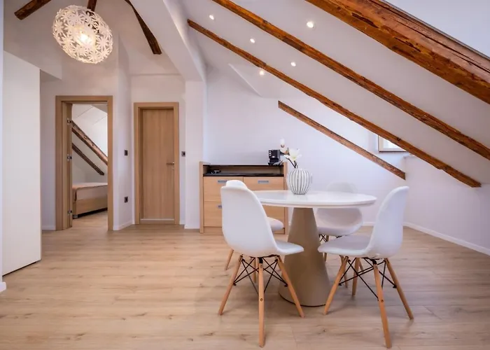 Casa Antika Apartment *