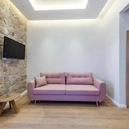 Apartament Casa Antika